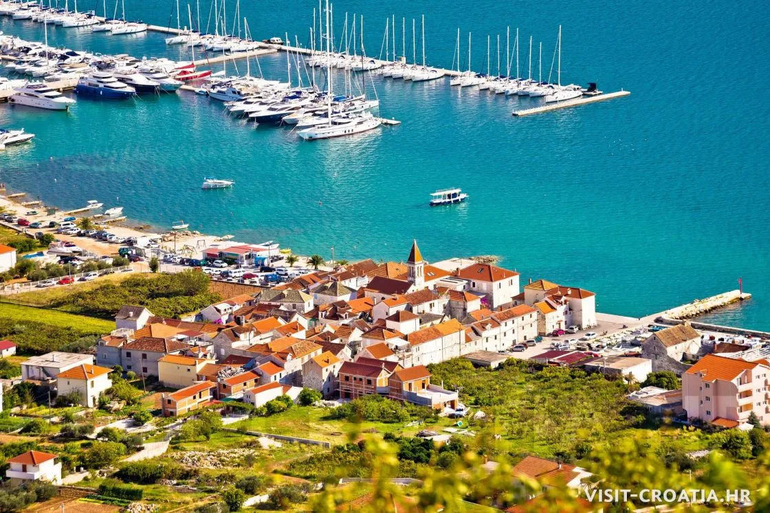Taxi transfer to Seget, Croatia