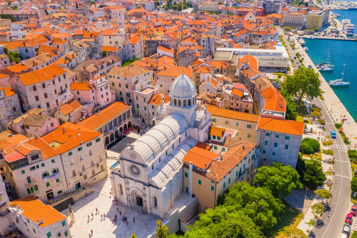 Taxi transfer to Šibenik, Croatia